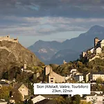 Vino Veritas Bed & Breakfast 4*